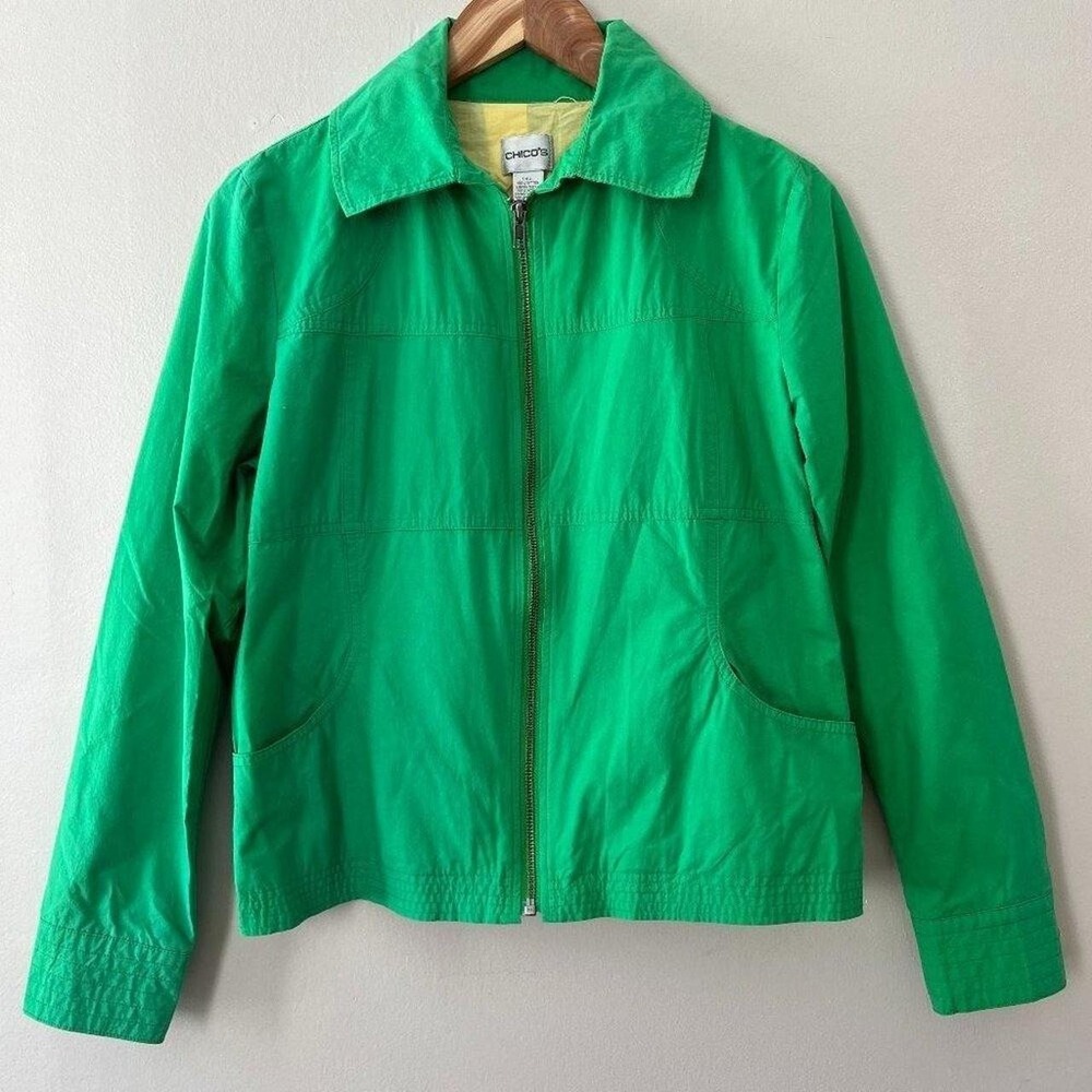 Chicos Sz S Green Travel Windbreaker Jacket Pockets Full Zip
